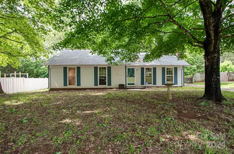 9412 Split Rail Ln, Charlotte, NC 28227