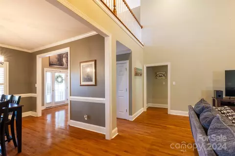 Entry Way - 4228 Flint Dr, Lancaster, SC 29720 photo 2 of 4