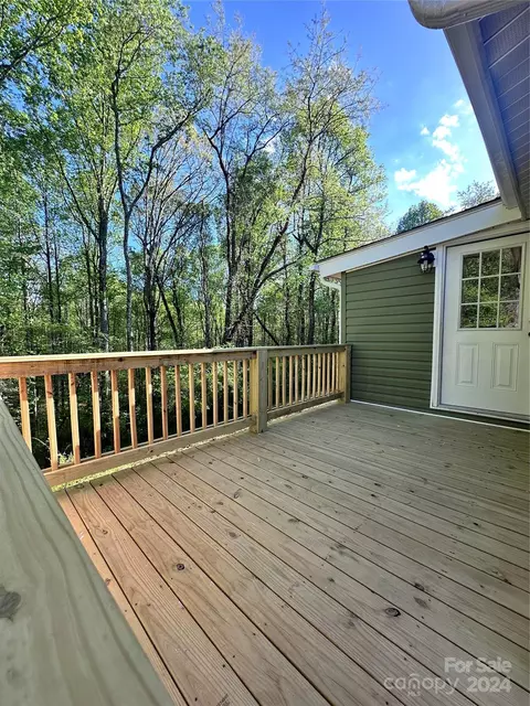 Exterior - 271 W Grayson St, Marion, NC 28752 photo 10 of 10