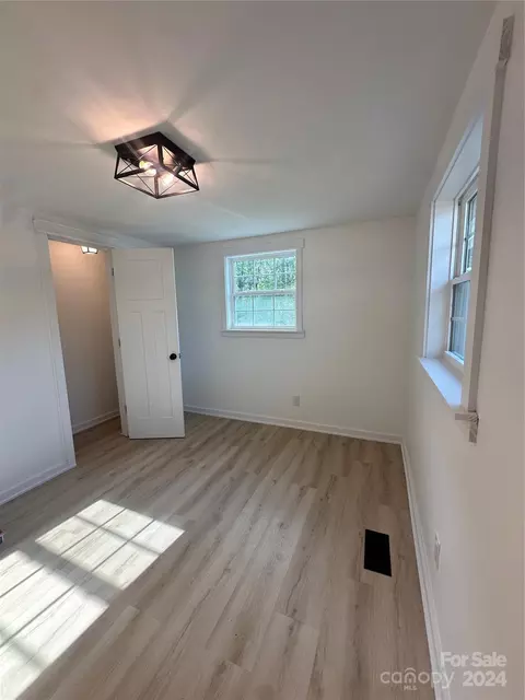 Other - 271 W Grayson St, Marion, NC 28752 photo 3 of 13