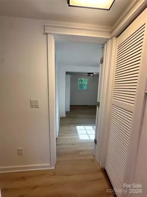 Entry Way - 271 W Grayson St, Marion, NC 28752 photo 1 of 1
