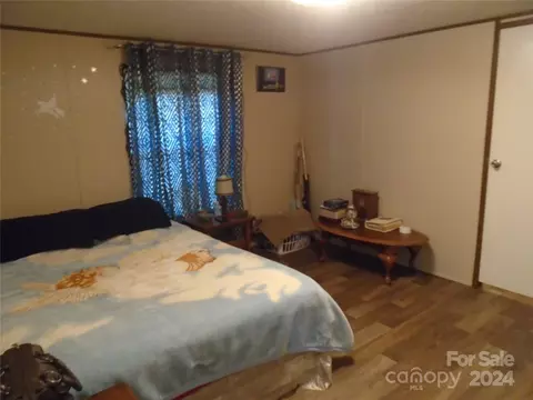 Bedroom - 1990 Benny Dr, Conover, NC 28613 photo 1 of 2