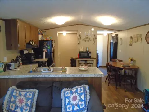 Kitchen - 1990 Benny Dr, Conover, NC 28613 photo 1 of 6