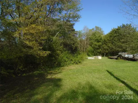 View/Area - 1990 Benny Dr, Conover, NC 28613 photo 1 of 3