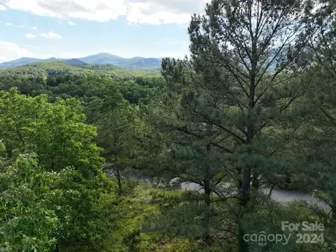 Easy Street, Lake Lure, NC 28746