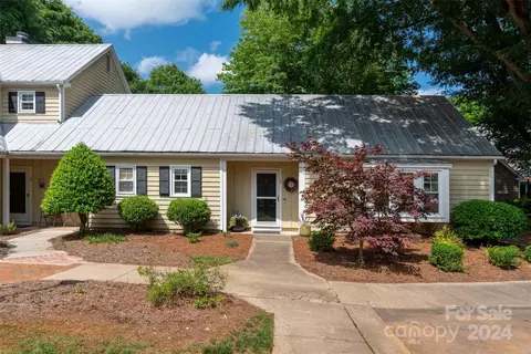 3814 Selwyn Farms 1 Ln #1, Charlotte, NC 28209
