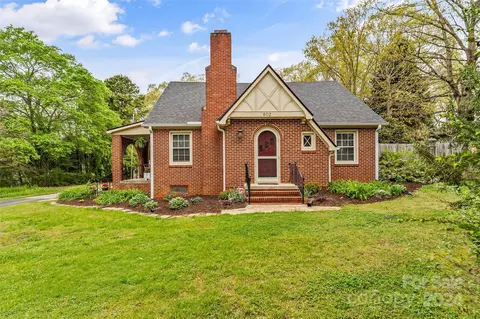 802 Carbon City Rd, Morganton, NC 28655