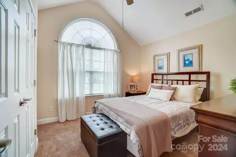 Bedroom - 12751 Hill Pine Rd, Midland, NC 28107 photo 4 of 8