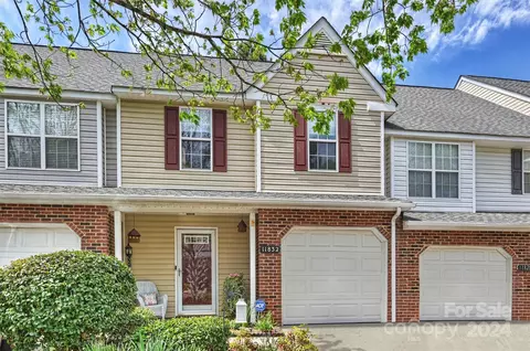 11832 Kevin Henry Pl, Charlotte, NC 28277
