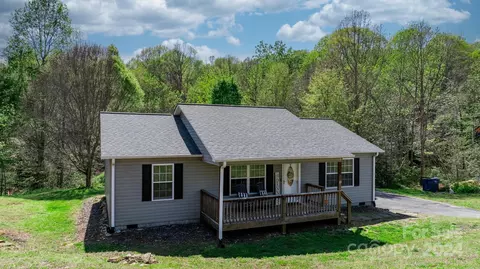 1338 39th Street Sw 16 Cir SW #16, Hickory, NC 28602