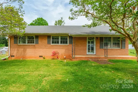 884 Cherry S Rd S, Rock Hill, SC 29732