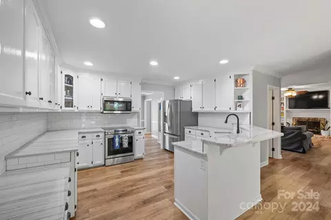 Kitchen - 11611 Terrill Ridge Dr, Davidson, NC 28036 photo 1 of 4