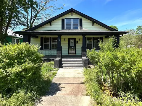 678 S Elm St, Statesville, NC 28677