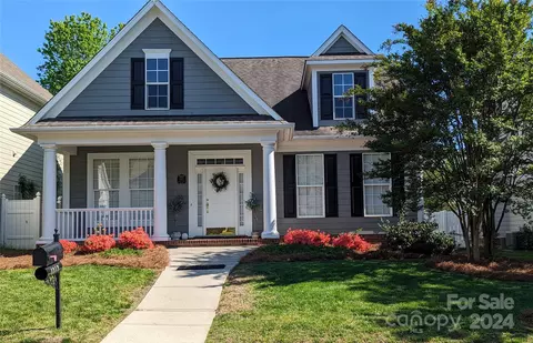 1313 Gainsborough Dr, Stallings, NC 28104