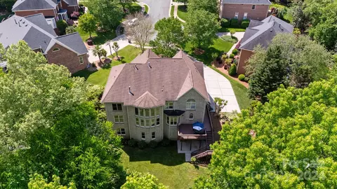 16300 New Providence Ln, Charlotte, NC 28277
