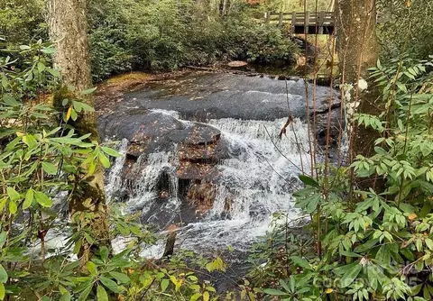278 Club Dr, Cashiers, NC 28717