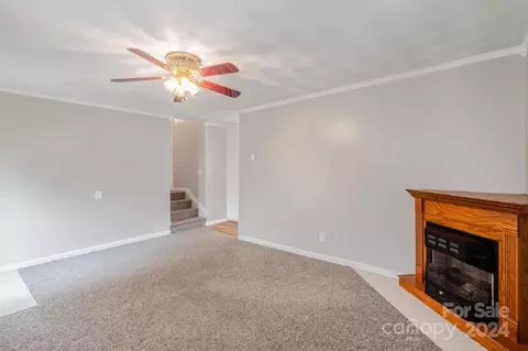 Bedroom - 1603 2nd Ne St NE, Conover, NC 28613 photo 1 of 4