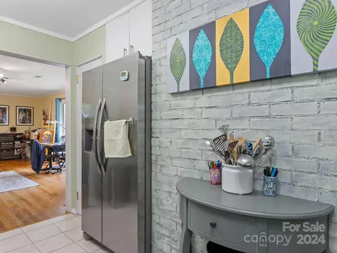 Kitchen - 159 Jervey Rd, Tryon, NC 28782 photo 5 of 5