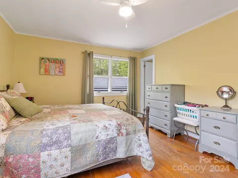 Bedroom - 159 Jervey Rd, Tryon, NC 28782 photo 2 of 5