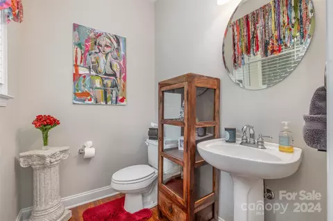 Bath - 18733 Ruffner Dr, Cornelius, NC 28031 photo 1 of 4
