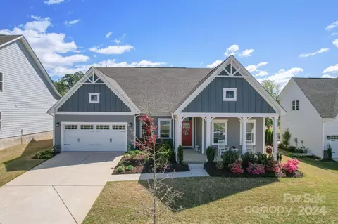 11218 Sound Rd, Davidson, NC 28036
