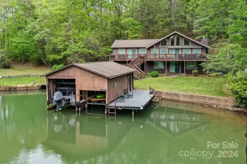 345 Lakeview Rd, Lake Lure, NC 28746