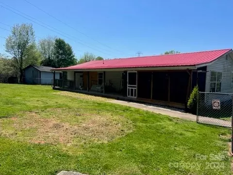 4546 Theron Dr, Morganton, NC 28655