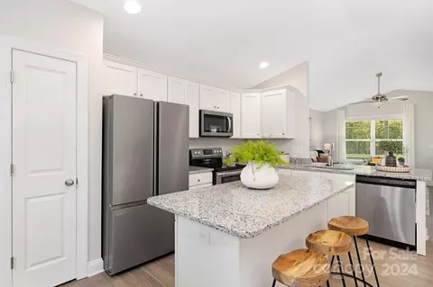 Kitchen - 703 3rd Se St SE, Conover, NC 28613 photo 1 of 4