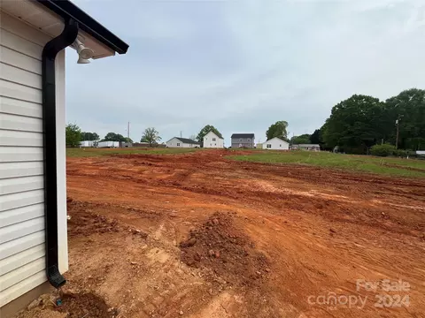 Other - 703 3rd Se St SE, Conover, NC 28613 photo 5 of 6