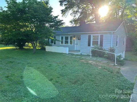 507 Gold St, Shelby, NC 28150