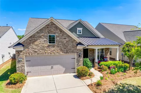 624 Birchway Dr, Fort Mill, SC 29715