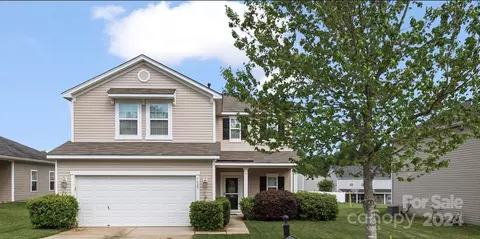 7625 Jenny Ann Dr, Charlotte, NC 28216