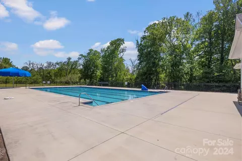 Exterior - 10682 Sapphire Trl, Davidson, NC 28036 photo 10 of 11