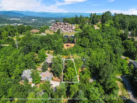 27 Denali V-95 Dr #V-95, Asheville, NC 28806