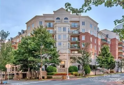 300 W 5th 219 St #219, Charlotte, NC 28202