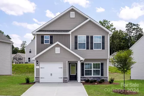 8008 Moose Creek Dr, Charlotte, NC 28214