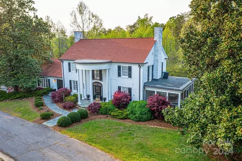 500 Louise Ne Ave NE, Valdese, NC 28690