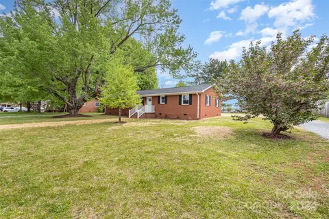 Exterior - 5755 Bertie Ave, Salisbury, NC 28147 photo 3 of 8