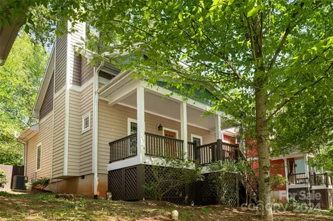 17 Spinet St, Asheville, NC 28806