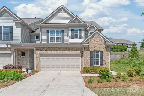 4125 Station Square Ct, Charlotte, NC 28210
