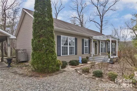 16 Majestic Trce, Hendersonville, NC 28739