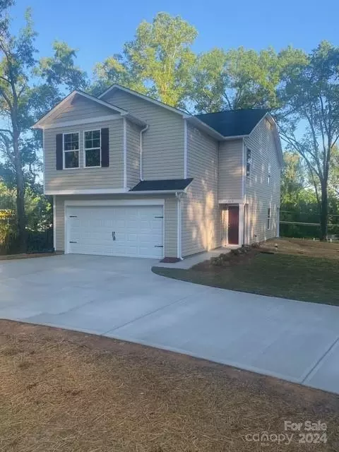 517 E Arch St, Lancaster, SC 29720