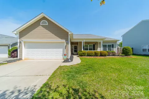 243 Valerie Dr, Lincolnton, NC 28092