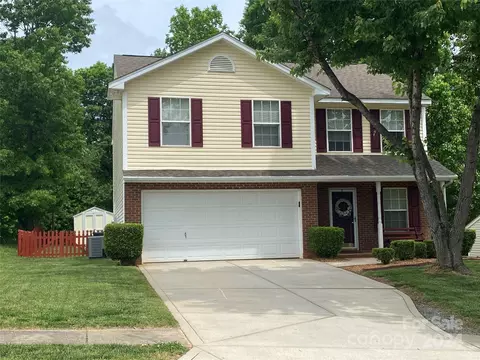 10424 Wilson Glen Dr, Charlotte, NC 28214