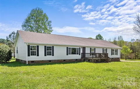 131 Glenwood Rd, Mocksville, NC 27028