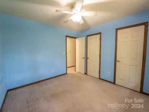 Bedroom - 220 Stonebrook Dr, Hendersonville, NC 28791 photo 1 of 1