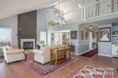 906 Fleetwood Plz, Laurel Park, NC 28739