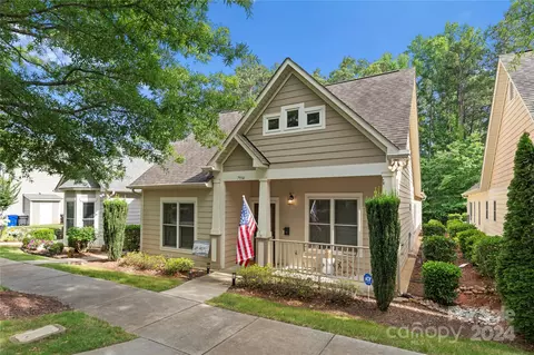 7934 Tigers Paw Rd, Huntersville, NC 28078