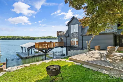 6341 N Shore Dr, Nebo, NC 28761