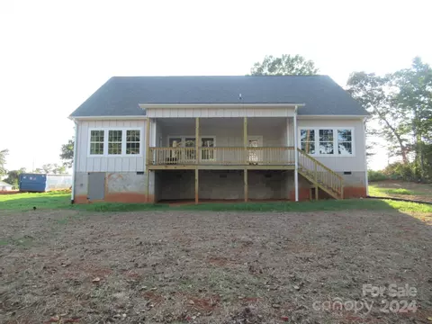 Exterior - 227 Golf Course Rd, Maiden, NC 28650 photo 6 of 7